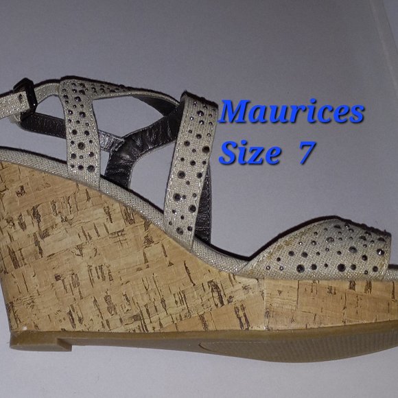 Maurices Wedges - Picture 2 of 2